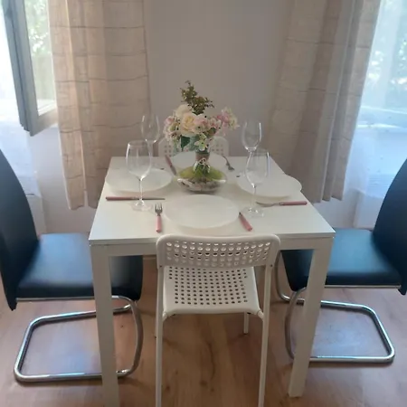 Apartman Csa #3# V Centru Hradec Kralove Exterior photo