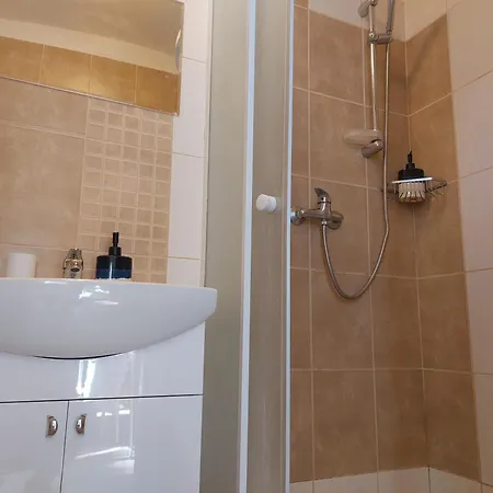 Apartman Csa #3# V Centru Hradec Kralove Exterior photo
